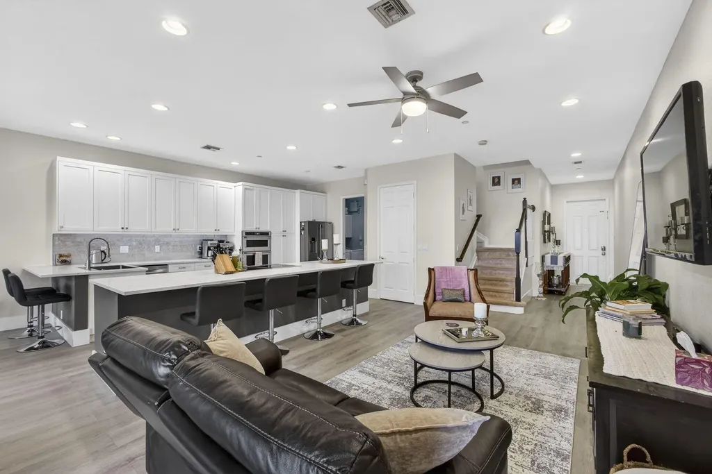 12 Nottingham Place Boynton Beach FL 33426