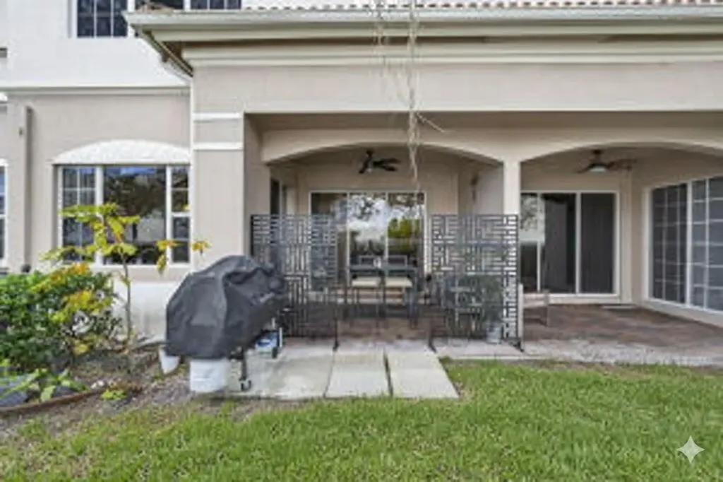 12 Nottingham Place Boynton Beach FL 33426
