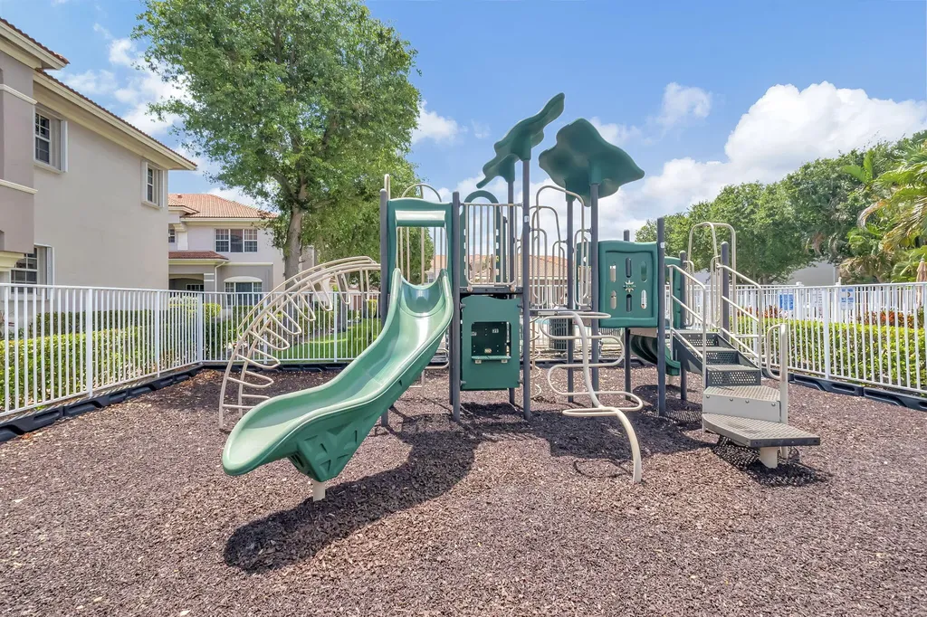 12 Nottingham Place Boynton Beach FL 33426
