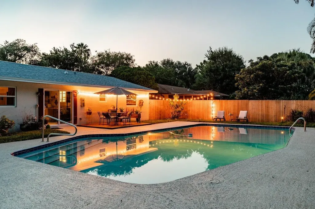 186 23rd Avenue Vero Beach FL 32962