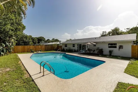 186 23rd Avenue Vero Beach FL 32962
