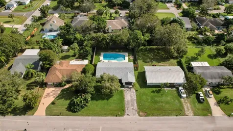 186 23rd Avenue Vero Beach FL 32962