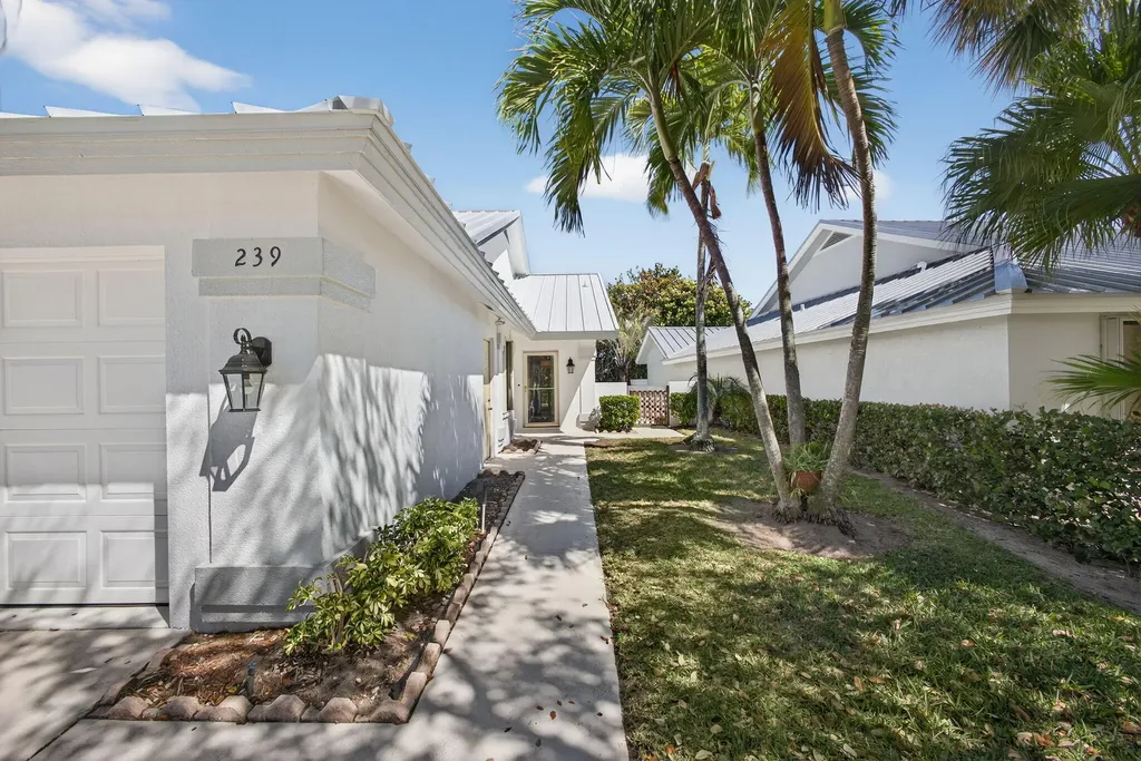 239 Ridge Road Jupiter FL 33477