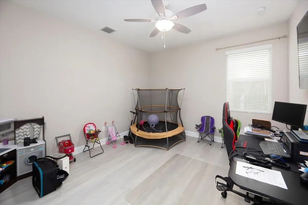 1700 NW Vivanco Street Port St Lucie FL 34986