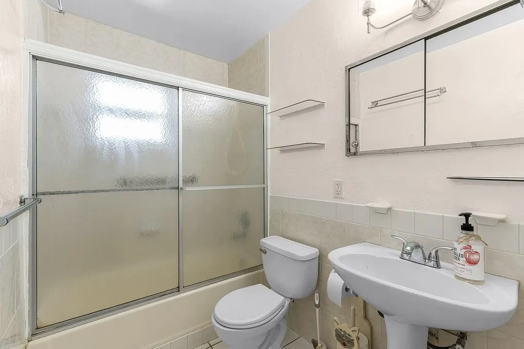 45 1st Court SW Vero Beach FL 32962