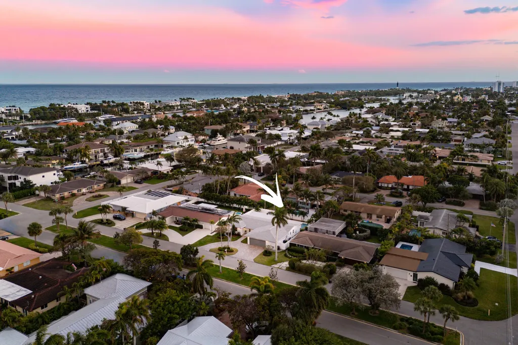 2846 NE 35th Court Lighthouse Point FL 33064