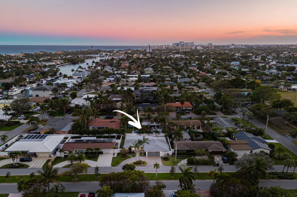 2846 NE 35th Court Lighthouse Point FL 33064