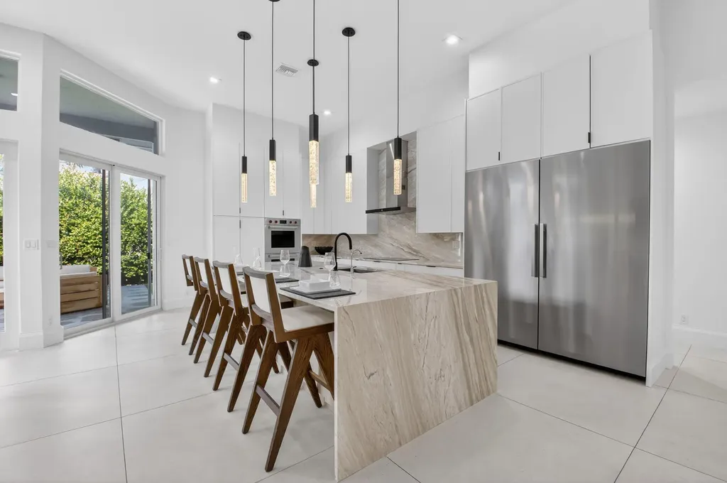 5761 Paddington Way Boca Raton FL 33496
