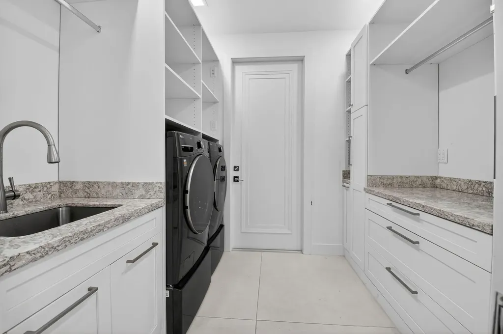 5761 Paddington Way Boca Raton FL 33496