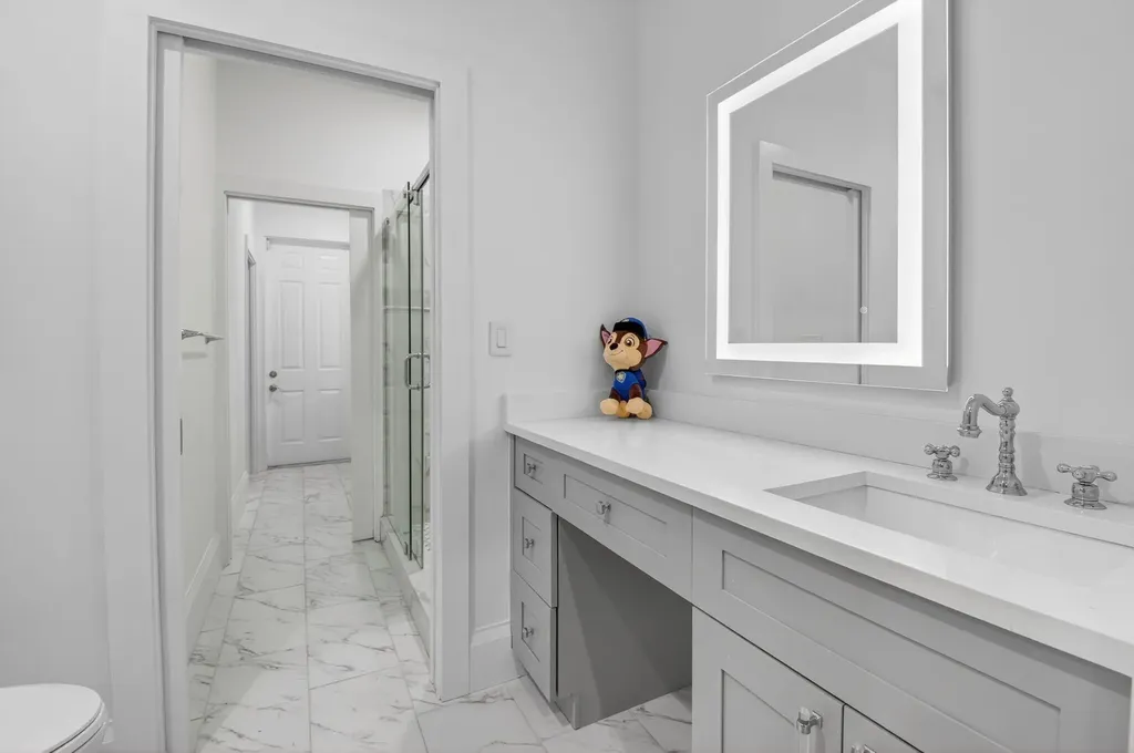 5761 Paddington Way Boca Raton FL 33496
