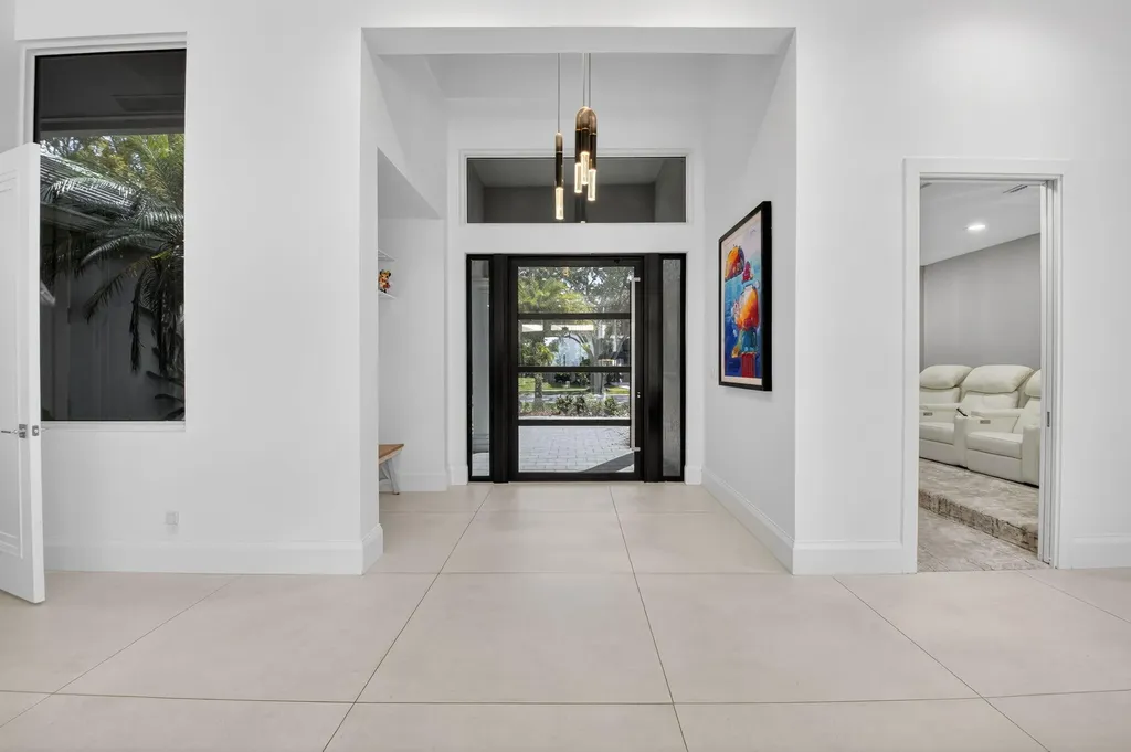 5761 Paddington Way Boca Raton FL 33496
