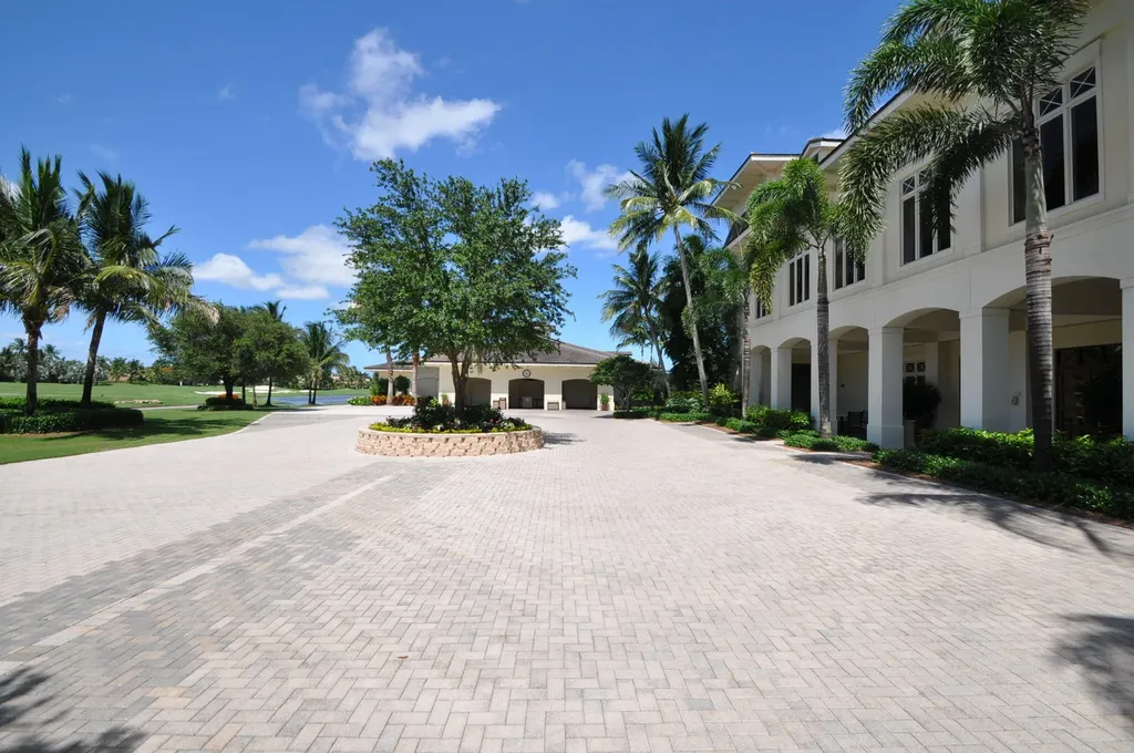5761 Paddington Way Boca Raton FL 33496