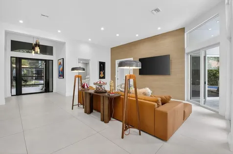 5761 Paddington Way Boca Raton FL 33496