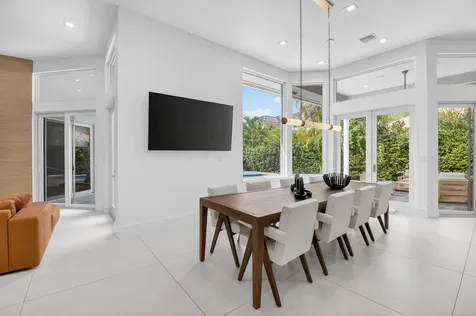 5761 Paddington Way Boca Raton FL 33496