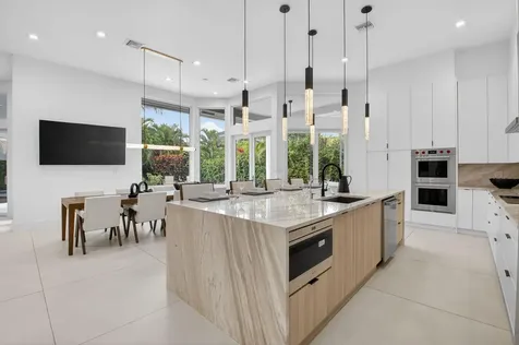 5761 Paddington Way Boca Raton FL 33496