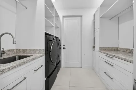 5761 Paddington Way Boca Raton FL 33496