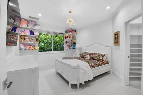 5761 Paddington Way Boca Raton FL 33496