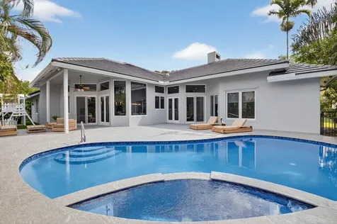 5761 Paddington Way Boca Raton FL 33496