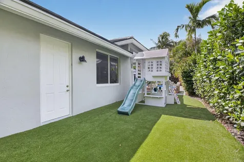 5761 Paddington Way Boca Raton FL 33496