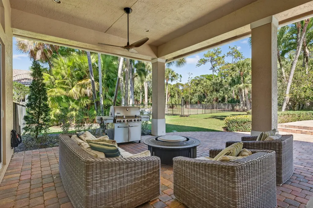 1848 Flagler Estates Drive West Palm Beach FL 33411