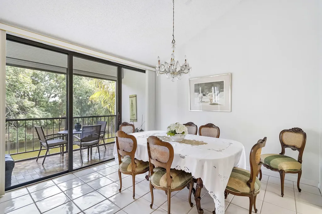 3706 Bridgewood Drive Boca Raton FL 33434