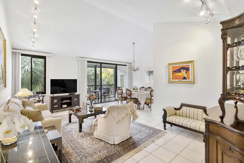 3706 Bridgewood Drive Boca Raton FL 33434