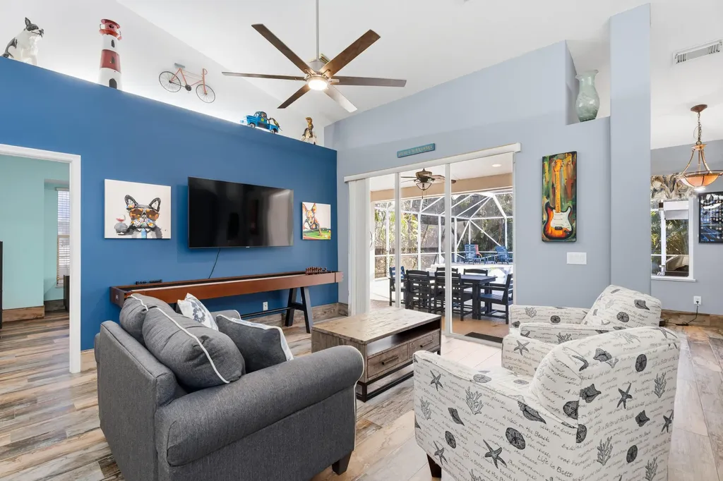 737 SW Dalton Circle Port St Lucie FL 34953