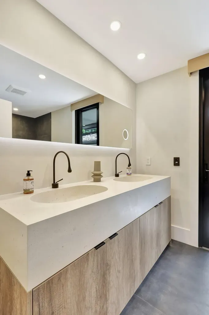 11880 Pebblewood Drive Wellington FL 33414