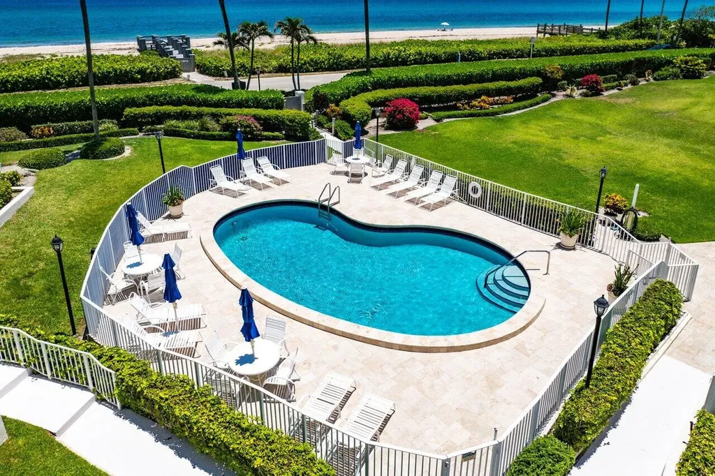 5900 Old Ocean Boulevard Ocean Ridge FL 33435