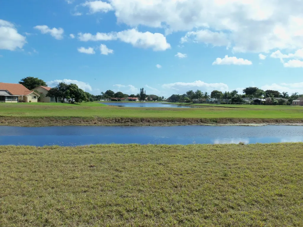 5664 Pebble Brook Lane Boynton Beach FL 33472