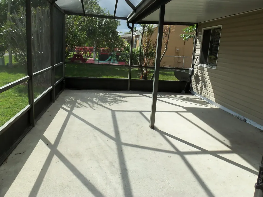 5664 Pebble Brook Lane Boynton Beach FL 33472