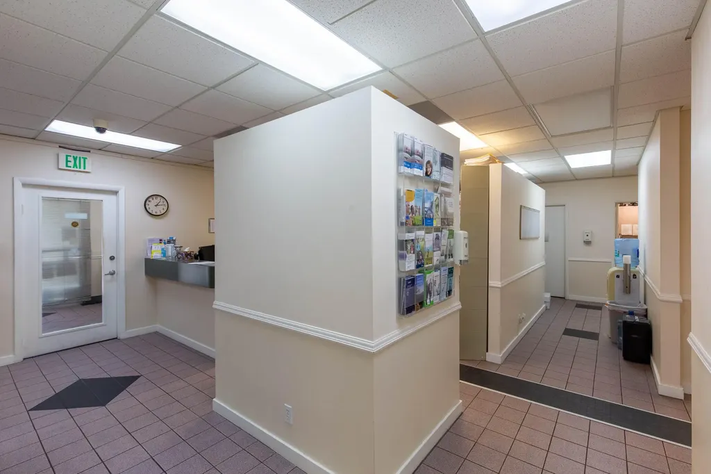2419 S Seacrest Boulevard Boynton Beach FL 33435