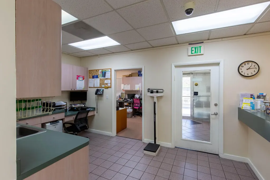 2419 S Seacrest Boulevard Boynton Beach FL 33435
