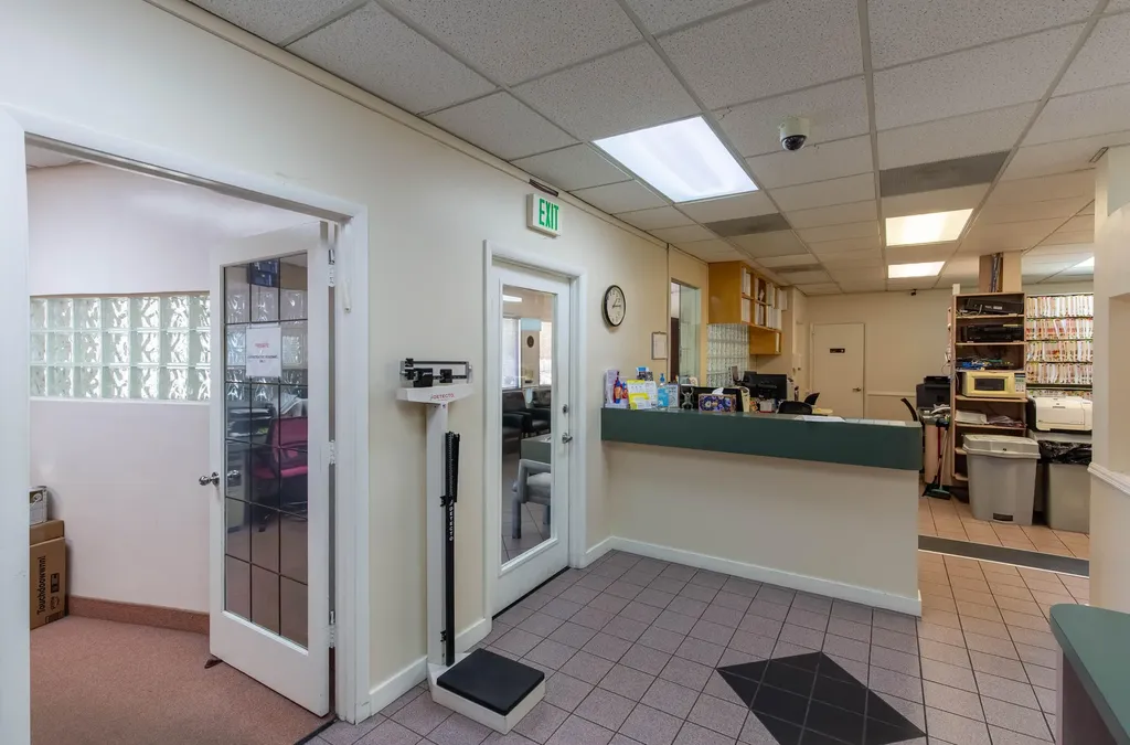 2419 S Seacrest Boulevard Boynton Beach FL 33435