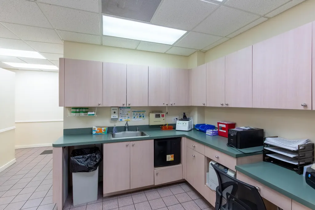 2419 S Seacrest Boulevard Boynton Beach FL 33435