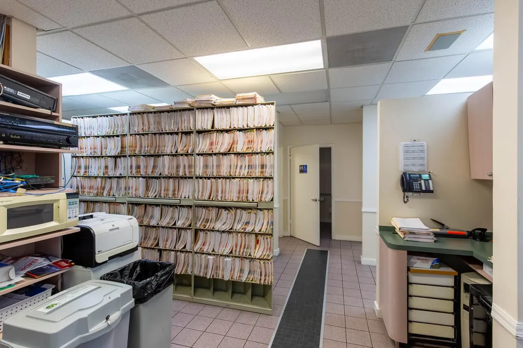 2419 S Seacrest Boulevard Boynton Beach FL 33435