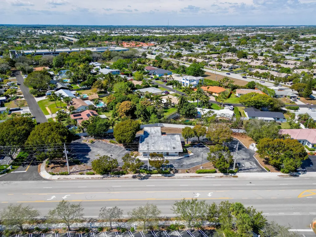 2419 S Seacrest Boulevard Boynton Beach FL 33435