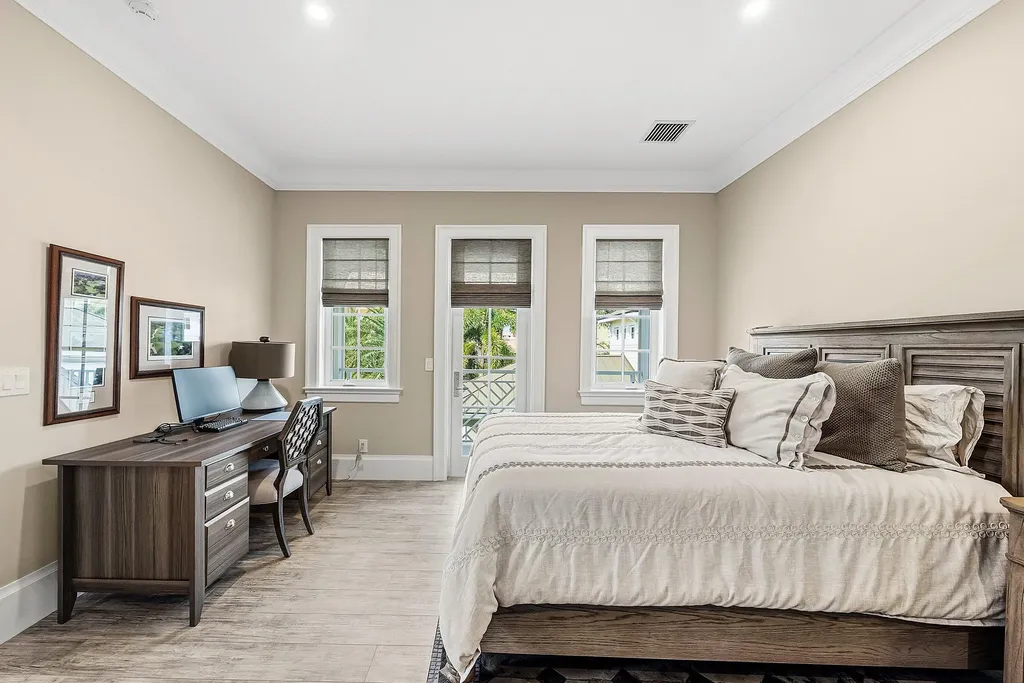 201 NE 3rd Court Boca Raton FL 33432