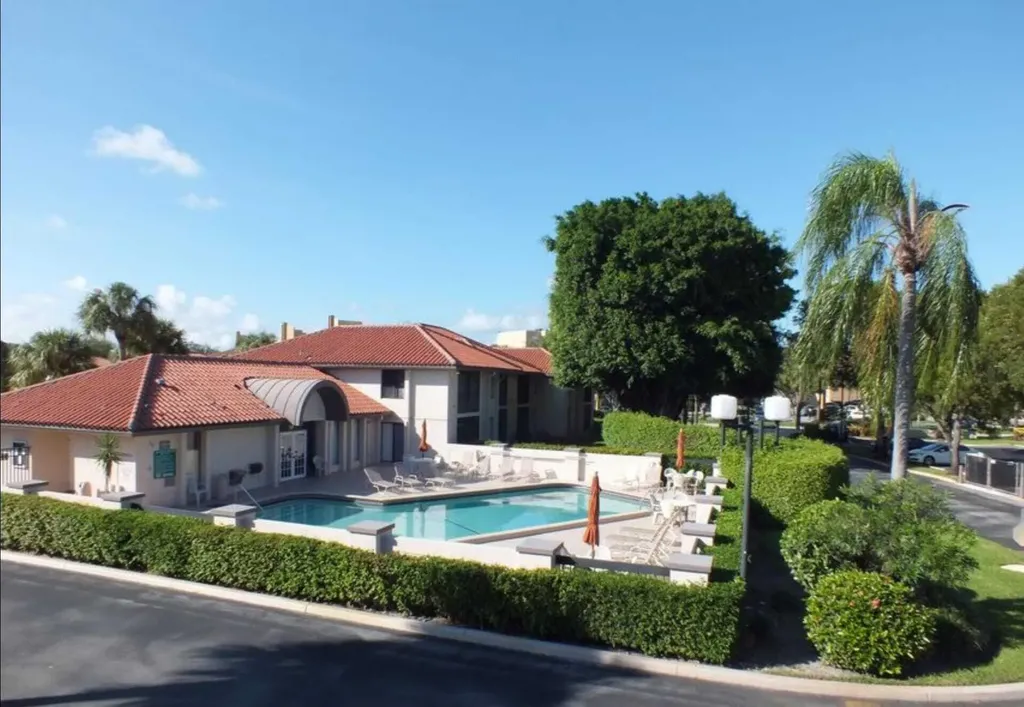 300 E Club Circle Boca Raton FL 33487