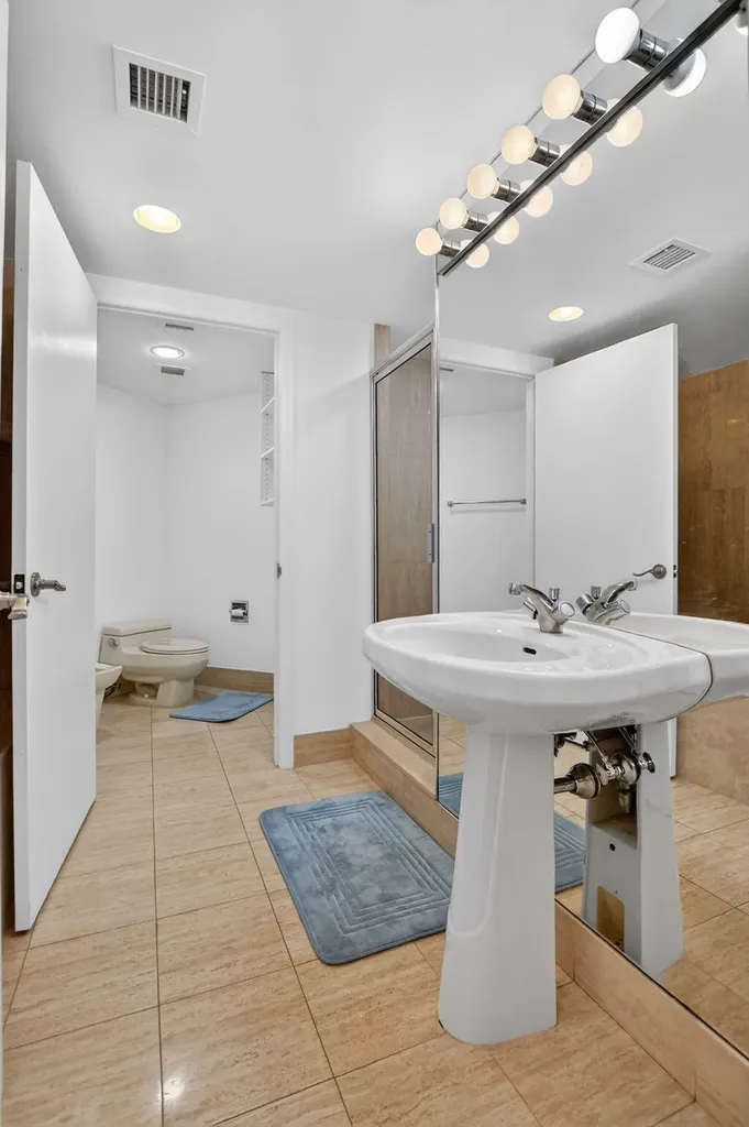 120 SE 5th Avenue Boca Raton FL 33432