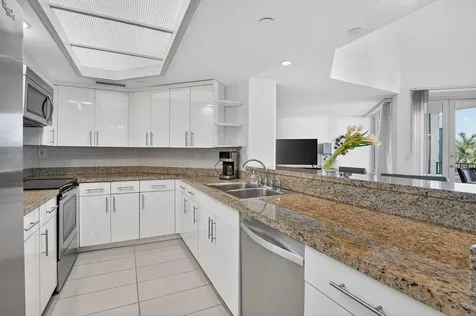120 SE 5th Avenue Boca Raton FL 33432