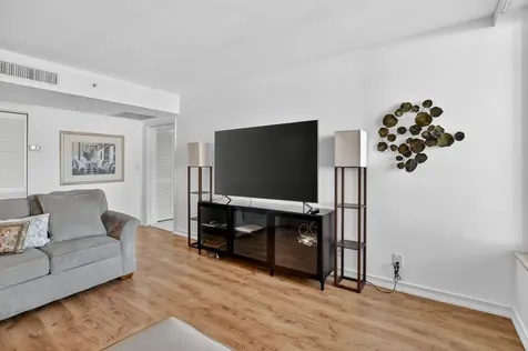 120 SE 5th Avenue Boca Raton FL 33432