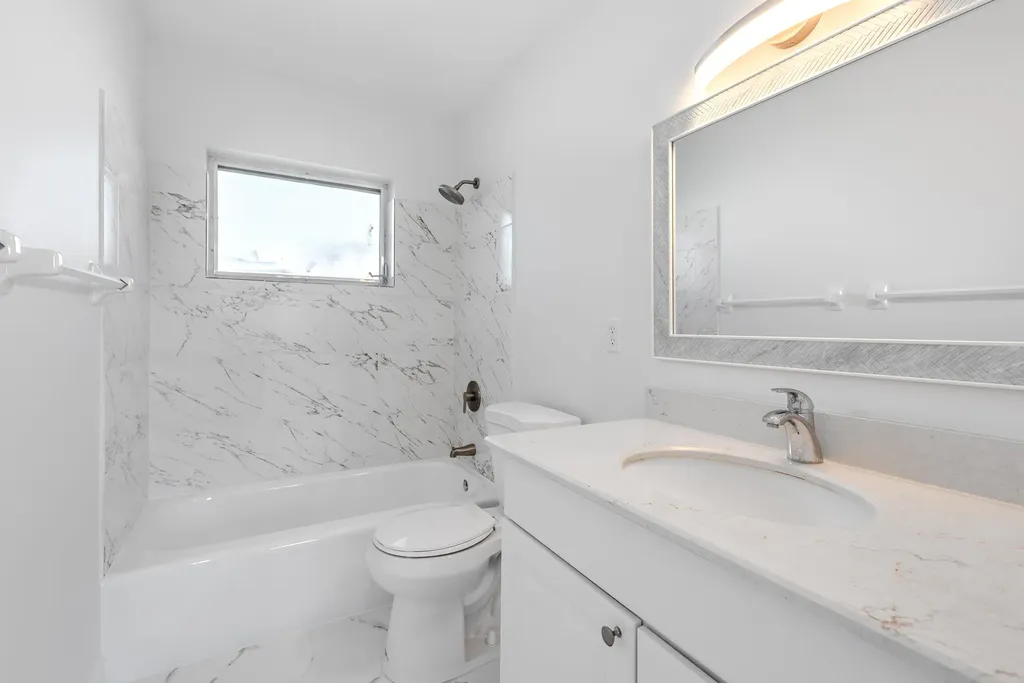 2739 Dudley Drive W West Palm Beach FL 33415