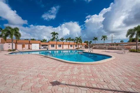 2739 Dudley Drive W West Palm Beach FL 33415