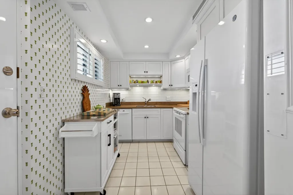 227 Australian Avenue Palm Beach FL 33480