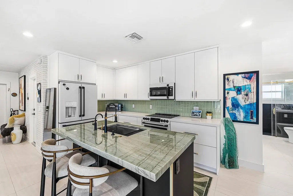 1387 SW 12th Street Boca Raton FL 33486