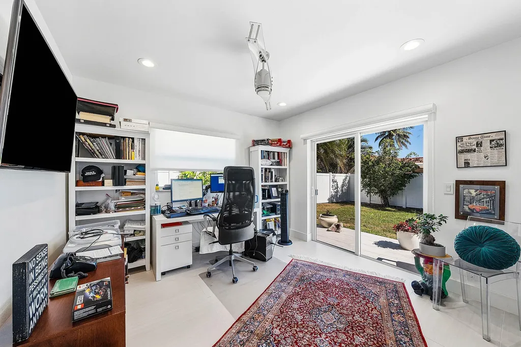 1387 SW 12th Street Boca Raton FL 33486