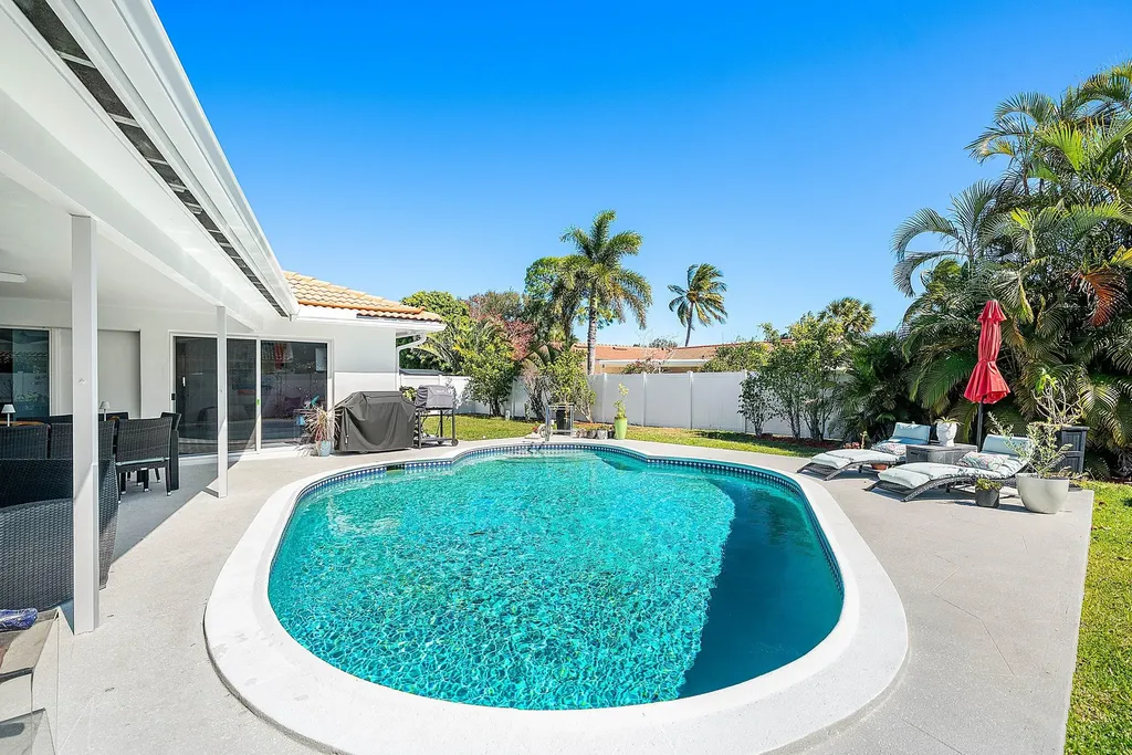 1387 SW 12th Street Boca Raton FL 33486
