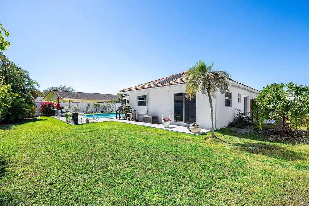 1387 SW 12th Street Boca Raton FL 33486