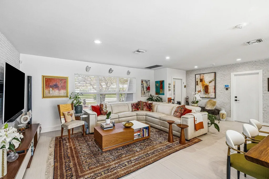 1387 SW 12th Street Boca Raton FL 33486
